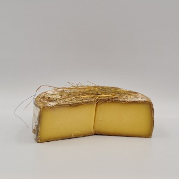 Tomme au foin